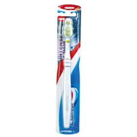 Aquafresh Οδοντόβουρτσα Intense Clean  (Mέτρια)